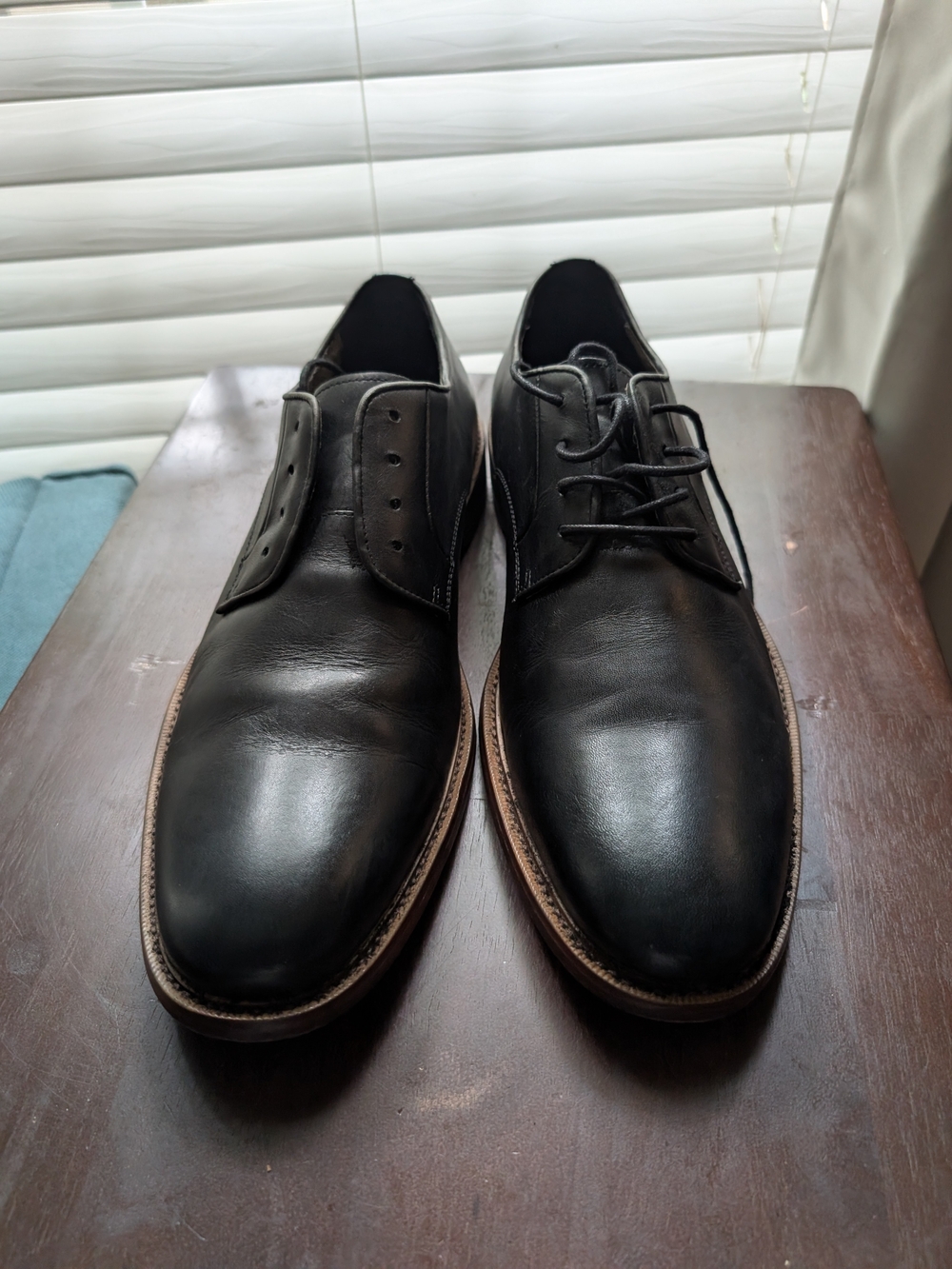 Banana Republic Black Leather Derby Shoes Size 11M